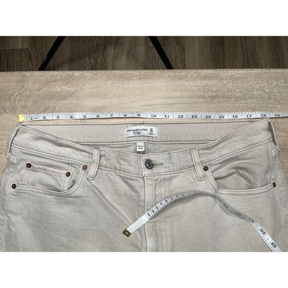 Abercrombie The Baggy Low Rise Curve Love in Chai Gray Tan Size 32 - Picture 7 of 9